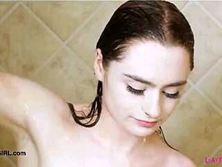 hey cute slut why'd you shower so sexy today