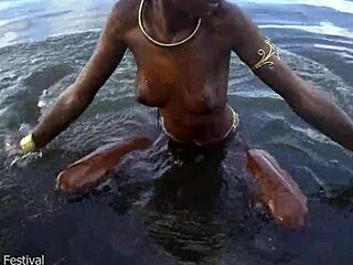 Hot Skinny African Village Girl Walks Naked Seeking Outdoor Cock