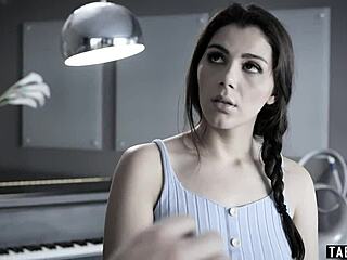 european maid valentina nappi gets exploited hard 😈👅