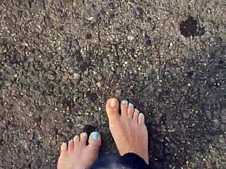 Amateur Dirty Calloused Barefoot Feet Fetish Closeup