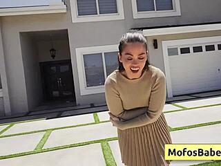 Sexy brunette angelina moon pays gardener with sloppy blowjob and wet pussy ride