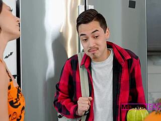 Mature Halloween 3some Pov Group Fuck Glory Hole Fun