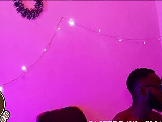 big black christmas ass bounces 🎄🍑