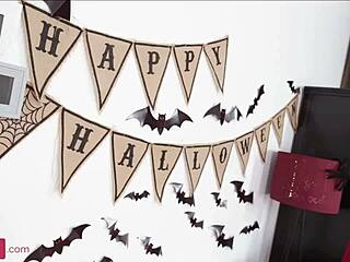 ffm anal threesome with brunettes fingering riding in halloween stockings 🎃💦