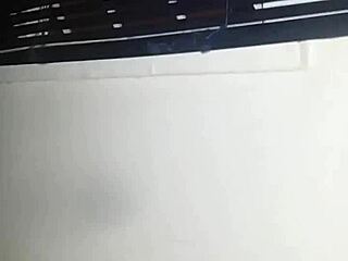 Awesome Mexican girl explores her curves casually