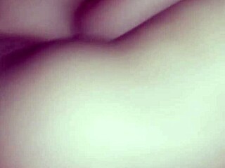 Awesome Mexican girl explores her curves casually