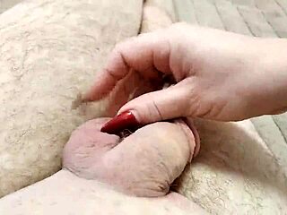 hey aimee, sexy chubby granny milf, suck that cock deep!