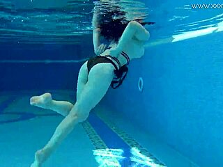 sheril blossom russian teen bikini underwater tease