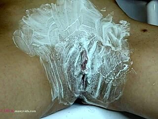 hey watch shaving hairy pussy trimmer razor super closeup