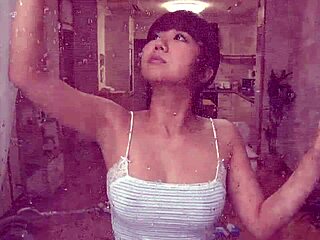 Japanese Big Tits Amateur Fucks with Toys Full Version