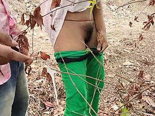 Country aunt creampie doggy in homemade outdoor threesome