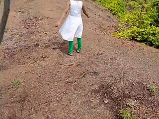 Country aunt creampie doggy in homemade outdoor threesome