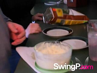 Real amateurs dive into wild group orgy frenzy