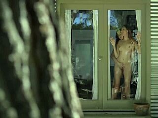 hotwife shocked as pizza girl licks her wet