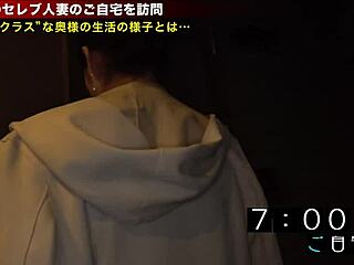 爆乳中出し美女が連続creampieで絶頂！妖艶インストラクターの豪邸潮吹きsex