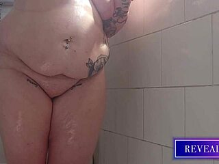 Curvy Babe Fingers Wet Pussy In Steamy Shower Jet