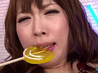 Old Man Licks Young Big Clit Cunt Wet While She Sucks His Nipples Roughly