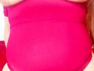 Madrastra Latina Colombiana Cameltoe Giant Rides Shaved Vagina