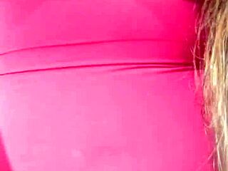 Madrastra Latina Colombiana Cameltoe Giant Rides Shaved Vagina