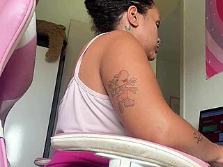 Chubby Babe FARTS Loudly At HOME OFFICE Desk!