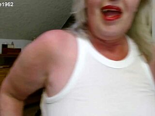 gregory worships dawnskye1962's juicy ass update