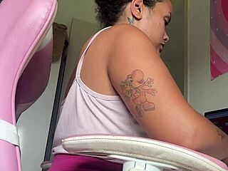 Chubby Babe FARTS Loudly At HOME OFFICE Desk!