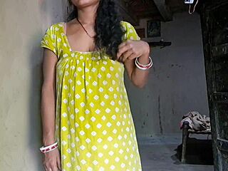 desi nri babe rides her bf's cock deep