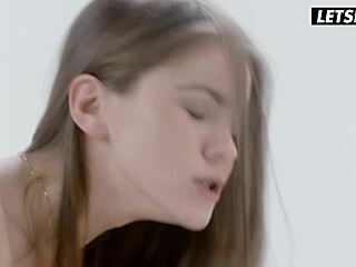 Beautiful Russian GF Evelina Darling Gives Sweet Pussy To Lover