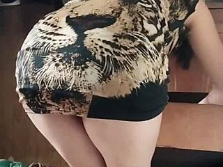 Colombian neighbor's juicy pussy spied on hidden cam outdoor in miniskirt?