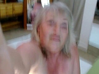 silver haired curvy beauty dawnskye worships bbc in ir roleplay