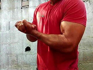 I can't resist yuri gaúcho's brazilian bear handjob cum explosion