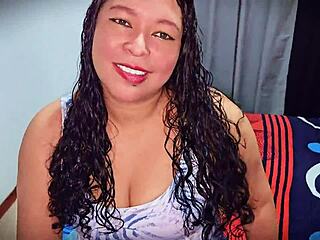 Deisyyeraldine dildos squirts on stairs for neighbor 😈💦🔥