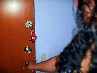 Deisyyeraldine dildos squirts on stairs for neighbor 😈💦🔥