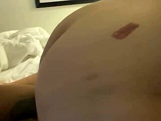 BIG BOOTY WHITE GIRL RIDES BBC TILL CREAMPIE!