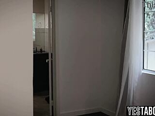 Big boobs milf seduces husband's bisexual mistress for licking