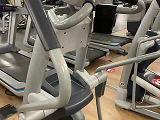 gym beauty joins me for steamy bathroom sex