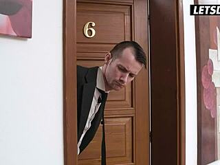 Atlantis Deep's Tight Australian Pussy Stretched Wide