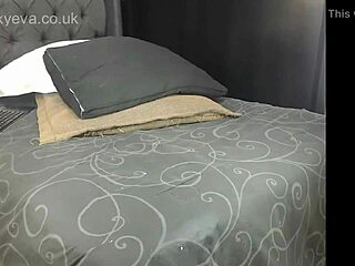 i'm amateur brunette teen inserting big toy in ass on hd live cam for you all watching me squirm