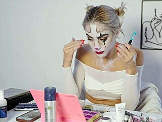 miss daisy diamond does harley quinn cosplay makeup tutorial for halloween fun 🎃💄😊