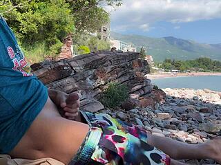 flashed my cock on beach, hot girl helped me cum quick 🌊🍆💦