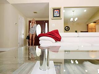 Milf Sarah Jessie Orgasms on Couch with Toys