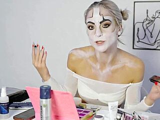 miss daisy diamond does harley quinn cosplay makeup tutorial for halloween fun 🎃💄😊