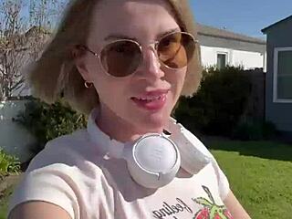 free sfw version of my first pornlog debut