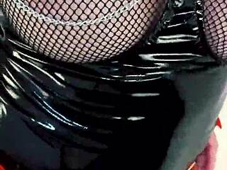 i need big black strapon pegging my tight hole now