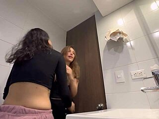 maid touches me then sticks hot lesbian ass 😘🍑