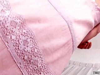 why doesn't she squirt from rough play? insane deepthroat by hama mao