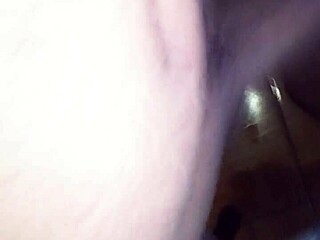 quieres que te mame la verga en el hotel conmigo?