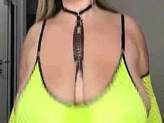 omg this milf shakes her huge natural saggy tits on the bed 😍 she's touching her wet pussy ready to fuck 💦🔥