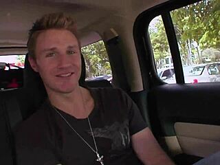 jaelyn fox's naughty ass begs pounding