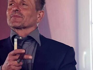 Rich girl's best friend slurps salty balls from old young ebony daddy